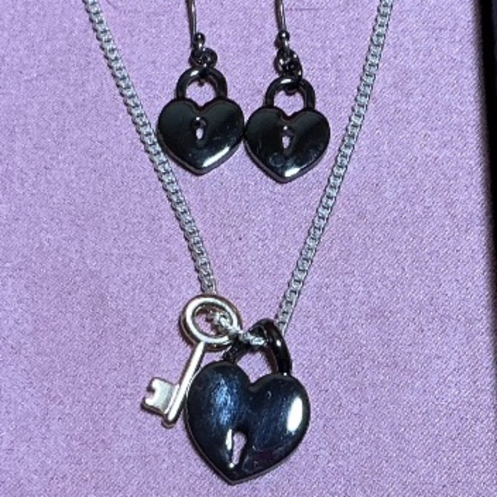 Lucky Brand Earrings & Pendant Necklace Set, Hematite Hearts, Padlock & Key, New